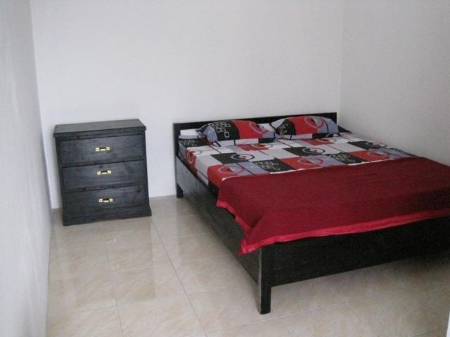 Hotel House 140 Baturetno Zimmer foto